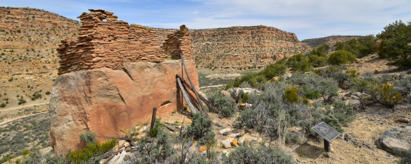 Pueblito et ruines à Crow Canyon, près de Farmington, au Nouveau-Mexique.